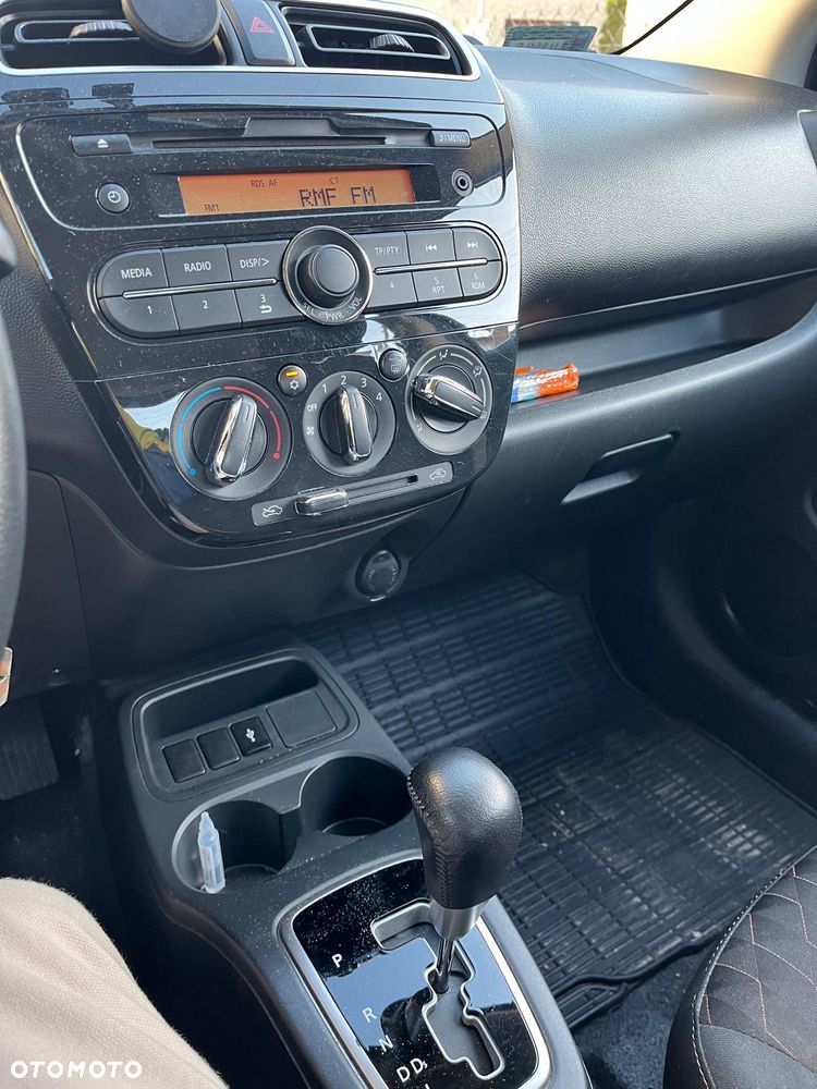 Mitsubishi Space Star 1.2 AS&G Insport CVT - 6