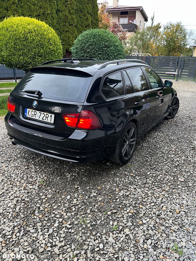BMW Seria 3 318i Touring - 6