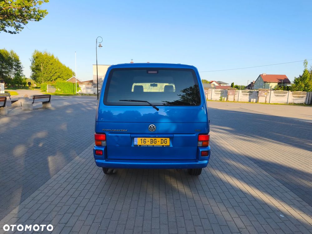 Volkswagen Transporter - 12