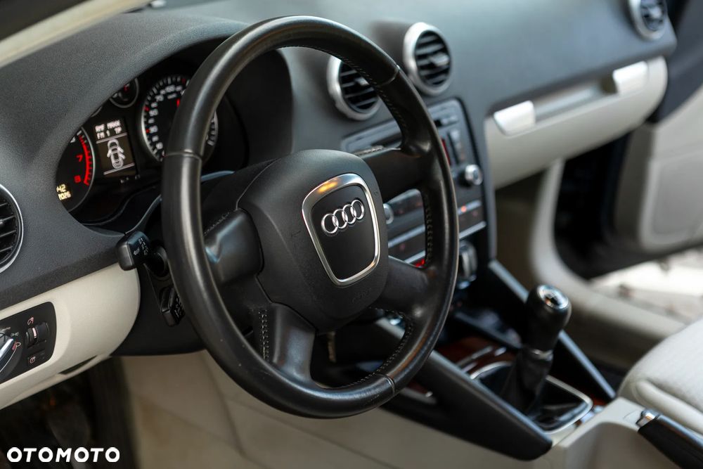 Audi A3 Sportback - 18
