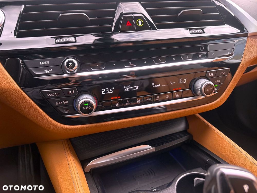 BMW Seria 5 - 21