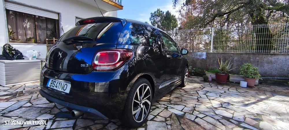 DS DS3 1.2 PureTech Black Lezard EAT6 - 1