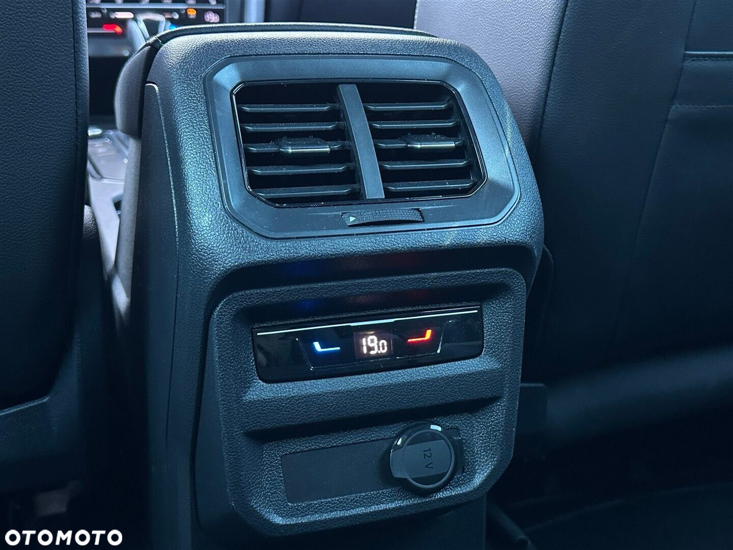 Volkswagen Tiguan 1.5 TSI EVO R-Line DSG - 33