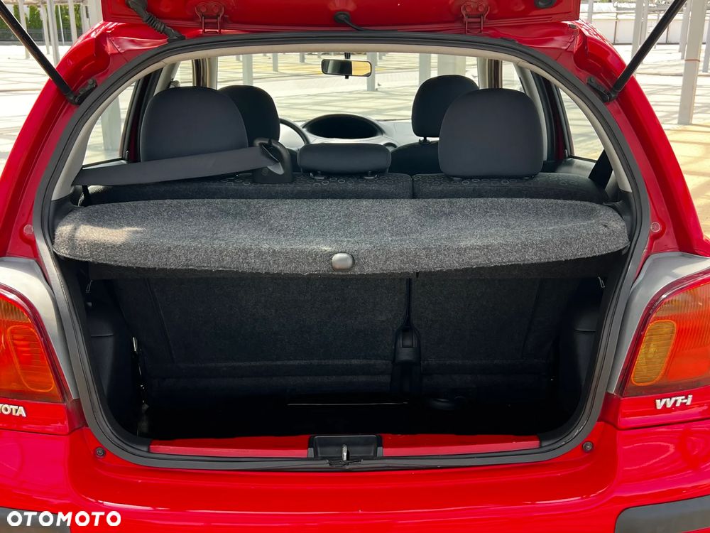 Toyota Yaris 1.0 Sol MM - 9