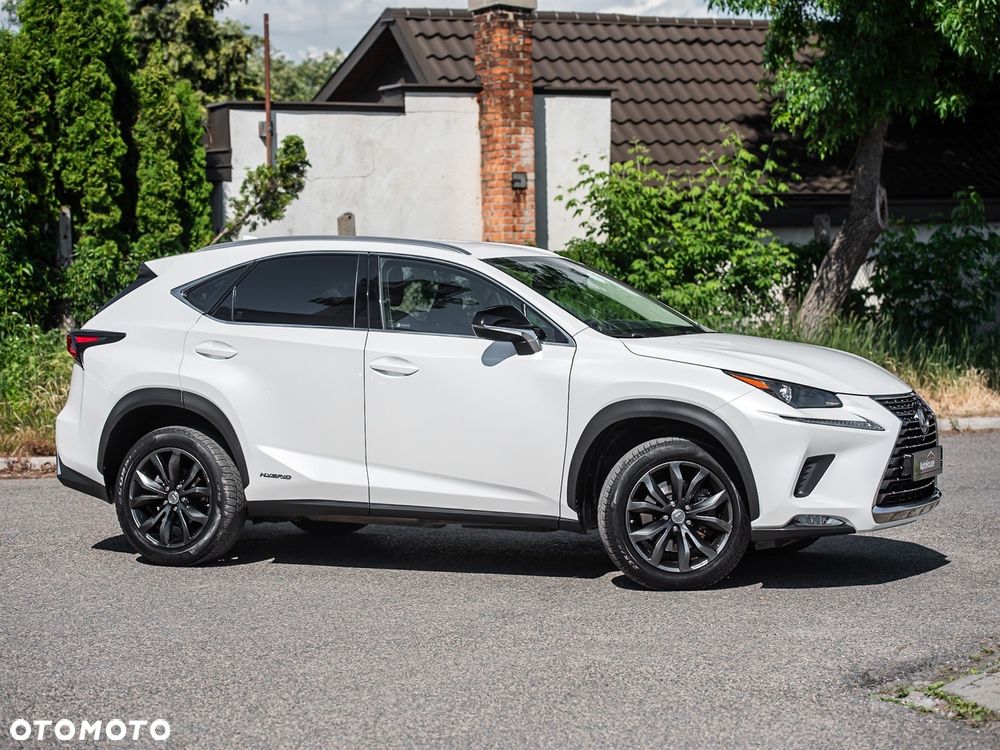 Lexus NX 300h Executive-Line - 3