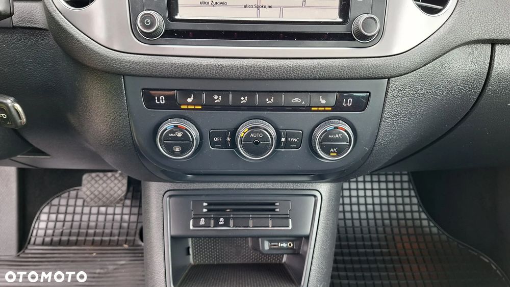 Volkswagen Tiguan 2.0 TDI SCR 4MOTION BlueMotion Technology DSG Lounge Sport & Style - 37
