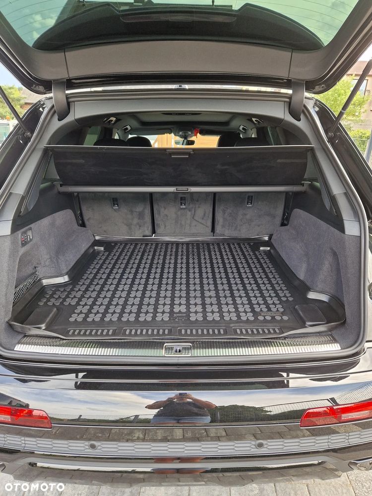 Audi Q7 - 12