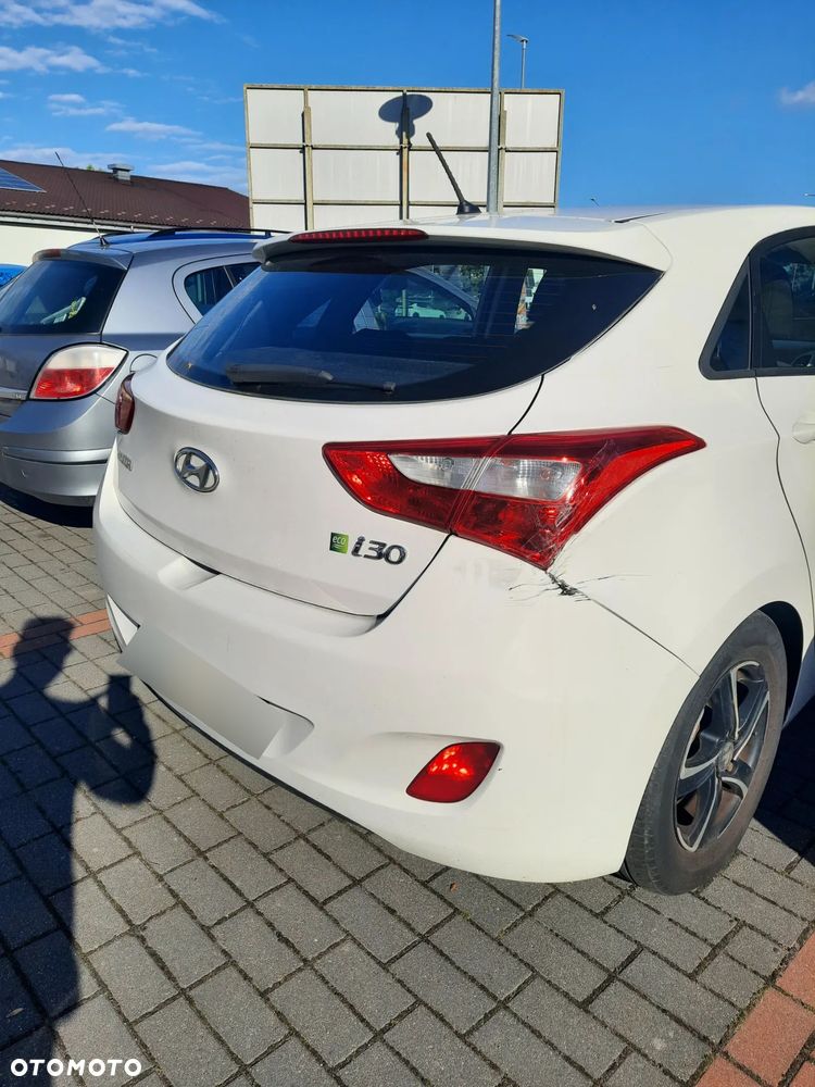 Hyundai i30 1.4 Classic - 10