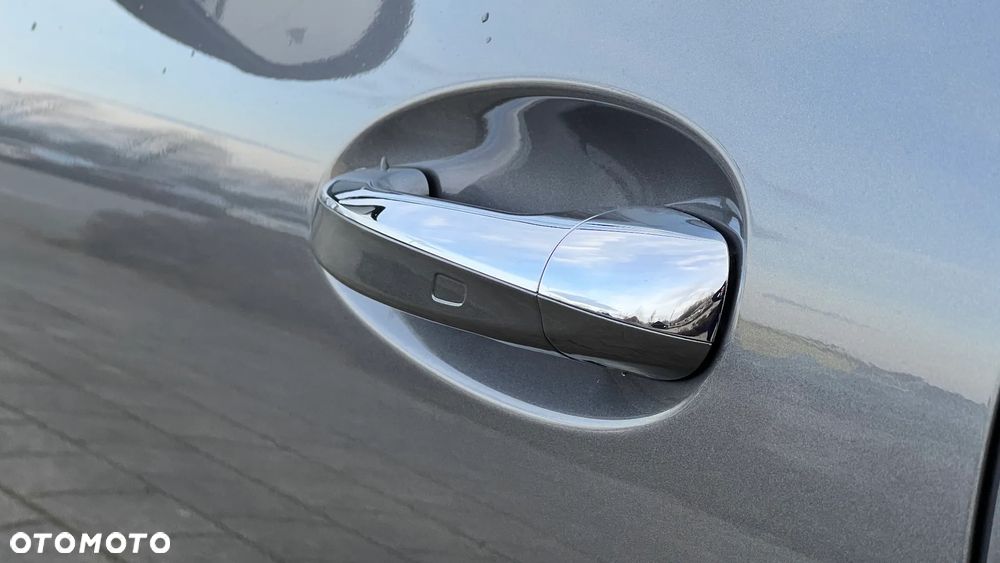 Mercedes-Benz GLA 200 AMG Line - 16