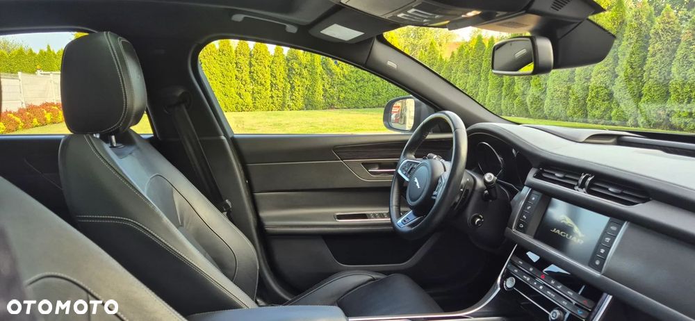 Jaguar XF 3.0 V6 AWD S - 18
