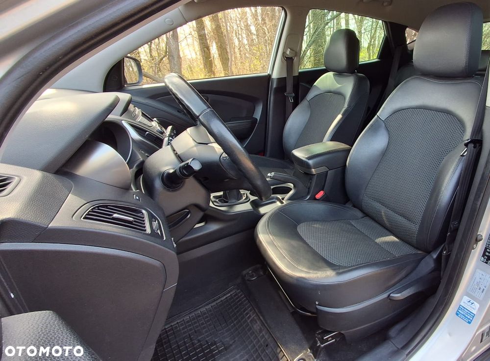 Hyundai ix35 2.0 2WD Comfort - 19