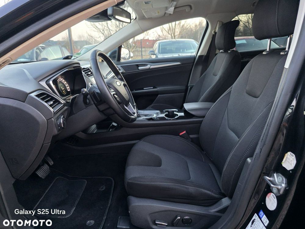 Ford Mondeo - 26