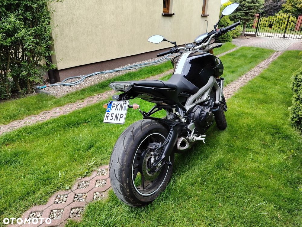 Yamaha MT - 7
