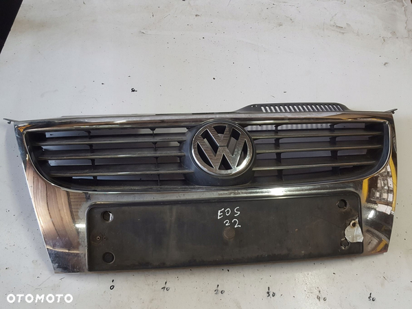 VW EOS 06-10r ATRAPA GRILL