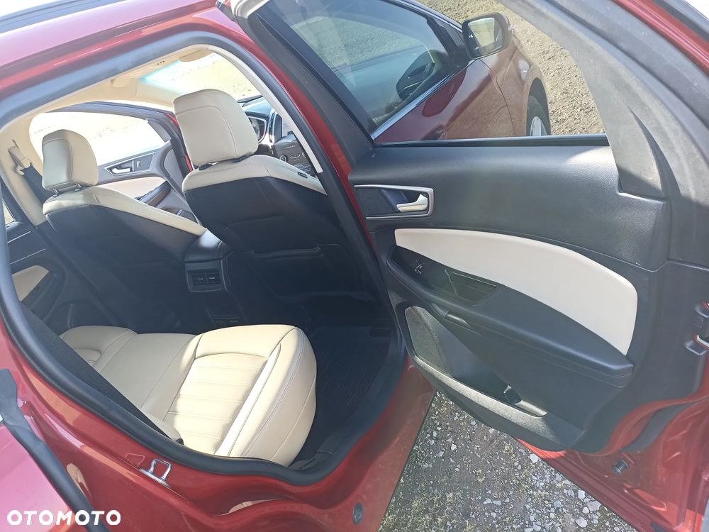 Ford Edge - 35