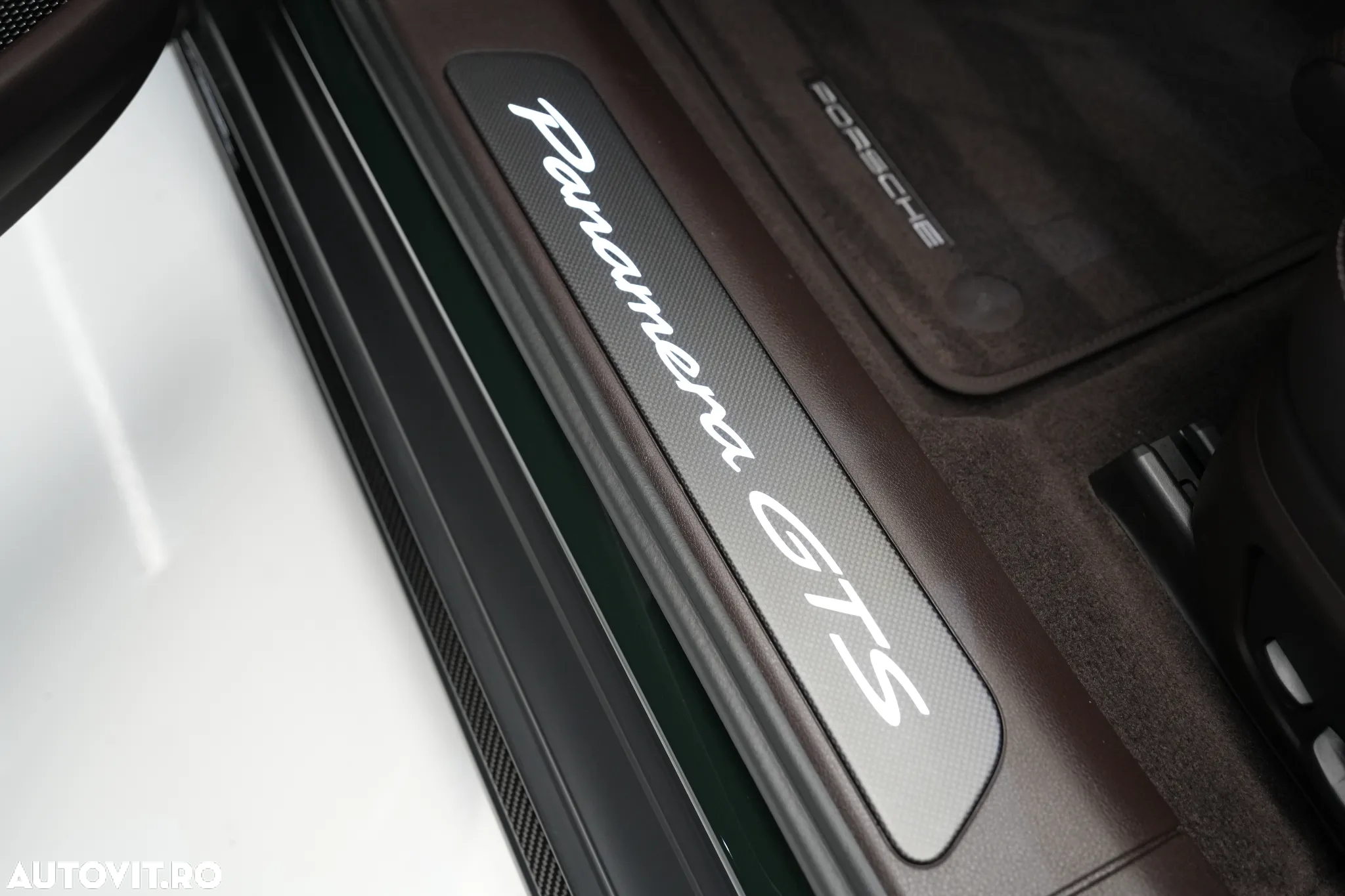 Porsche Panamera GTS - 12