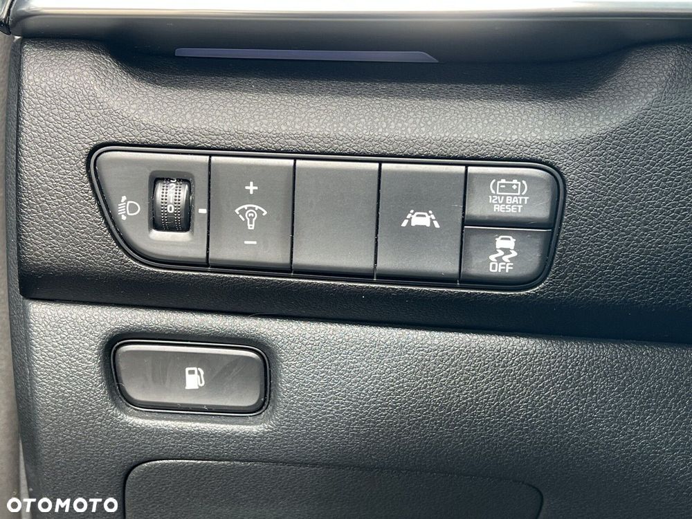 Kia Niro 1.6 GDI Hybrid L Business Line - 15