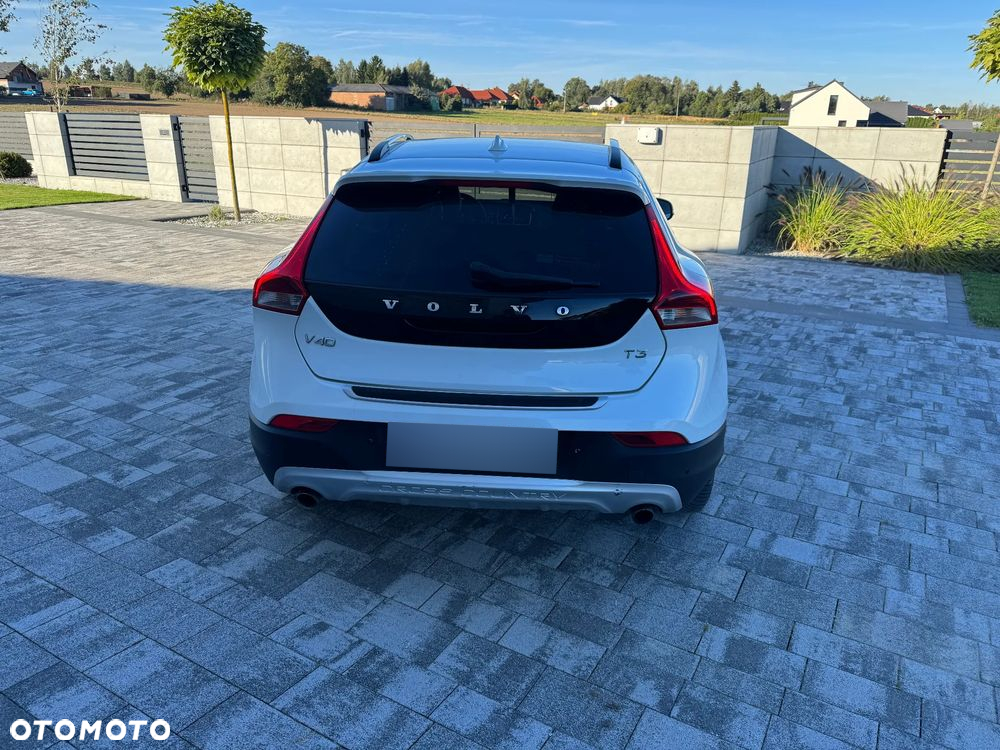Volvo V40 T3 Drive-E Ocean Race - 4