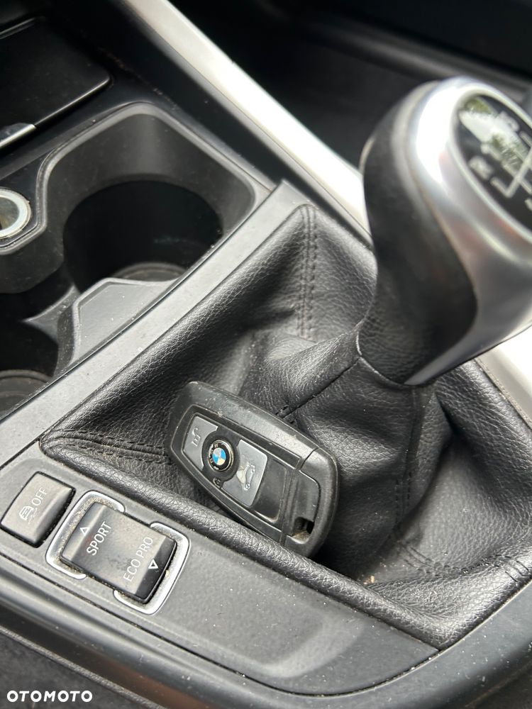 BMW Seria 1 - 32