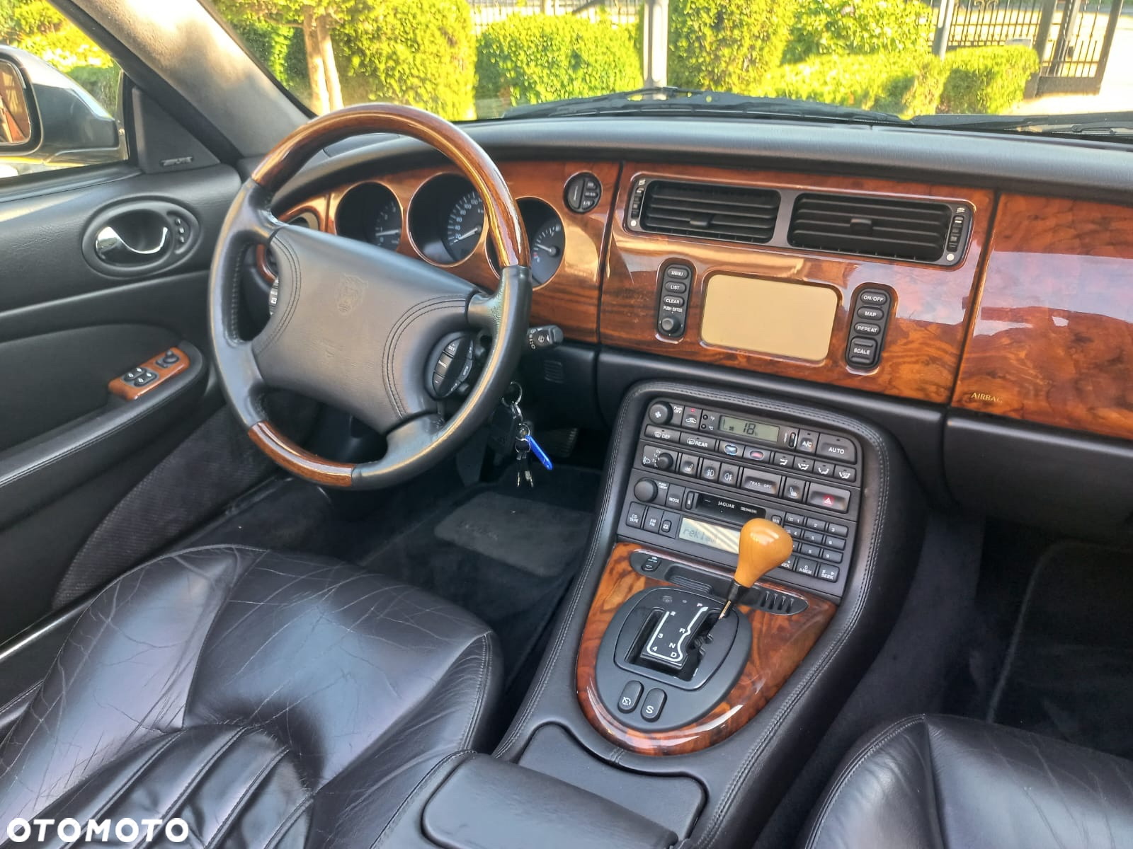 Jaguar XK8 XKR 4.0 - 15