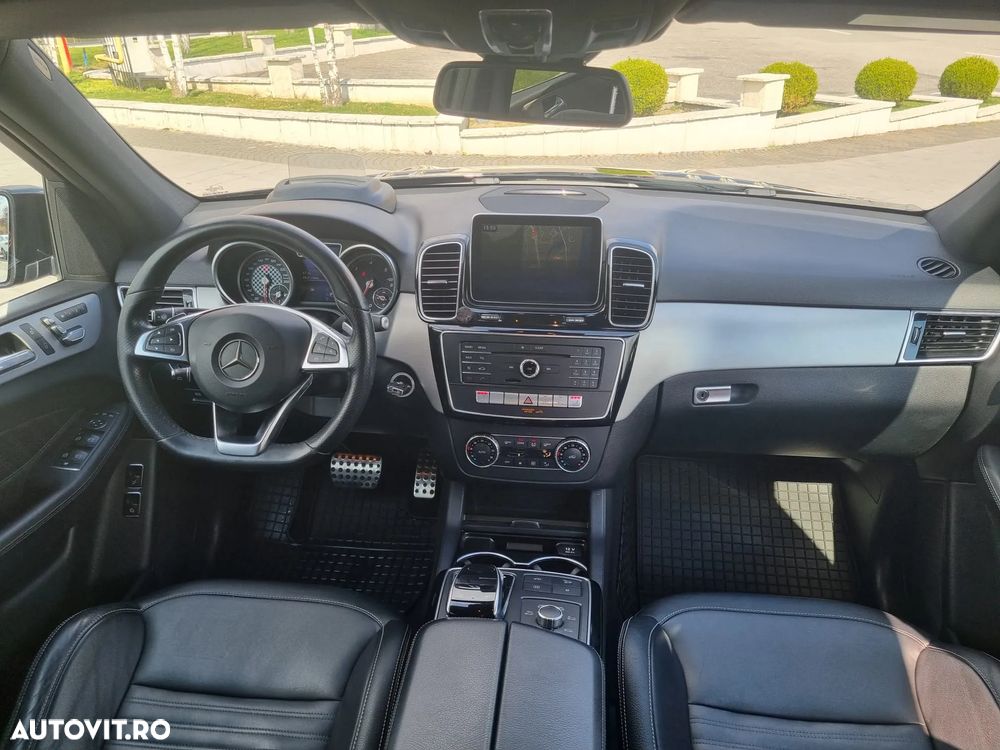 Mercedes-Benz GLE - 23