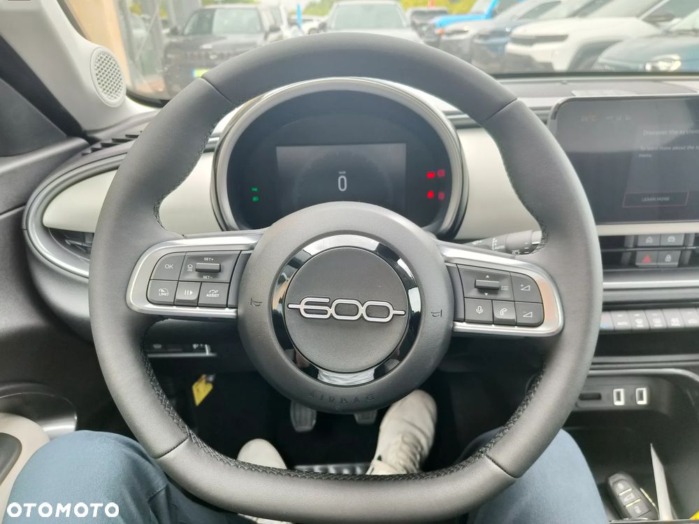 Fiat 600 1.2 Turbo La Prima - 14
