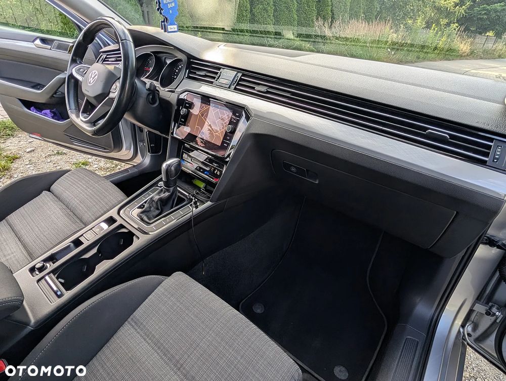 Volkswagen Passat 2.0 TDI SCR DSG - 31
