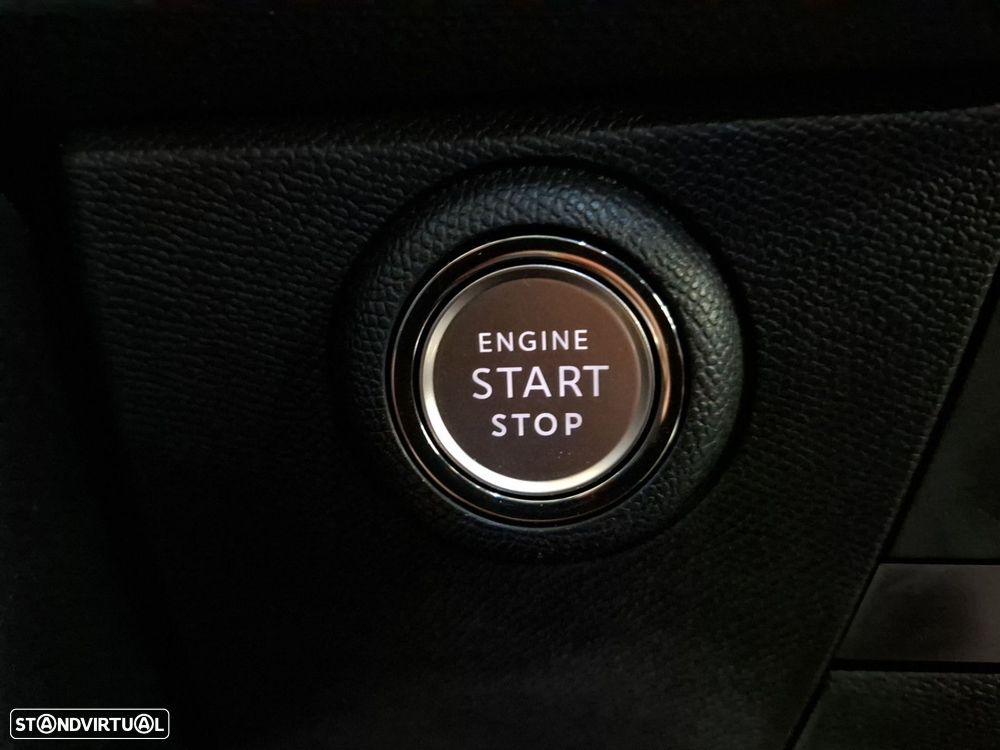 Opel Astra 1.2 T Hybrid GS eDCT — fotografia 20