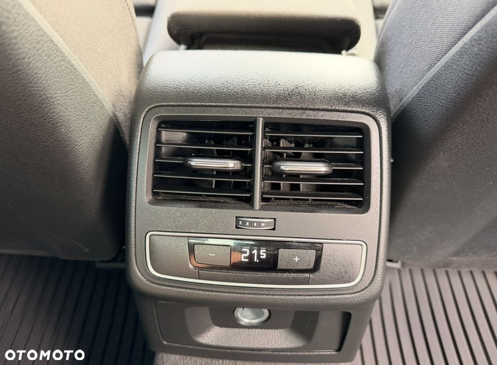 Audi A4 Limousine 40 TFSI quattro S tronic - 26