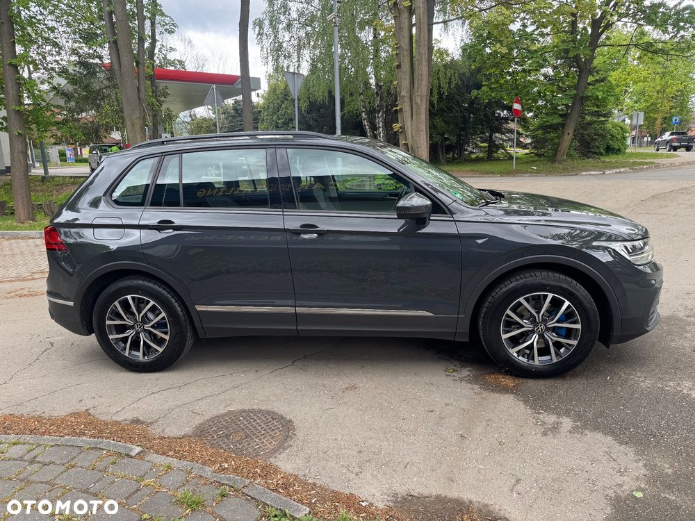 Volkswagen Tiguan - 8