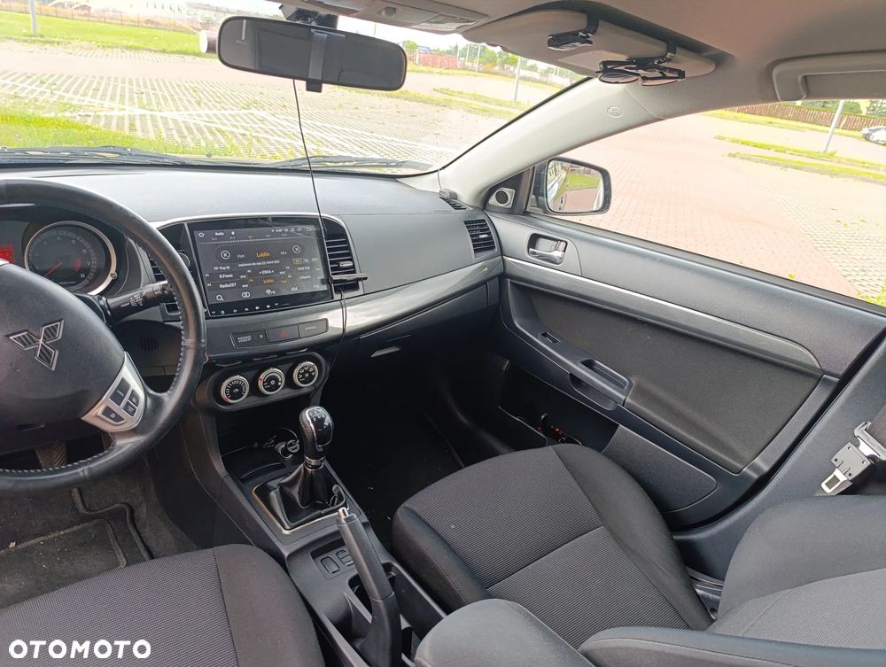 Mitsubishi Lancer 1.8 Intense - 9