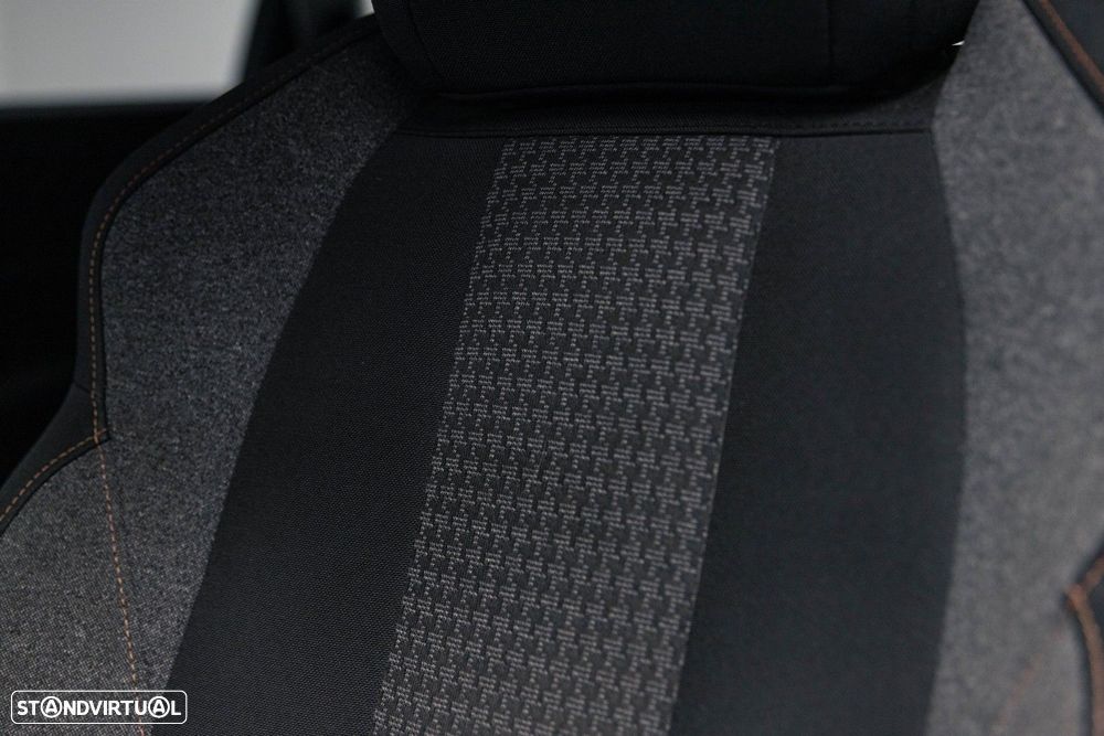 Peugeot 5008 1.6 BlueHDi Allure EAT6 - 20