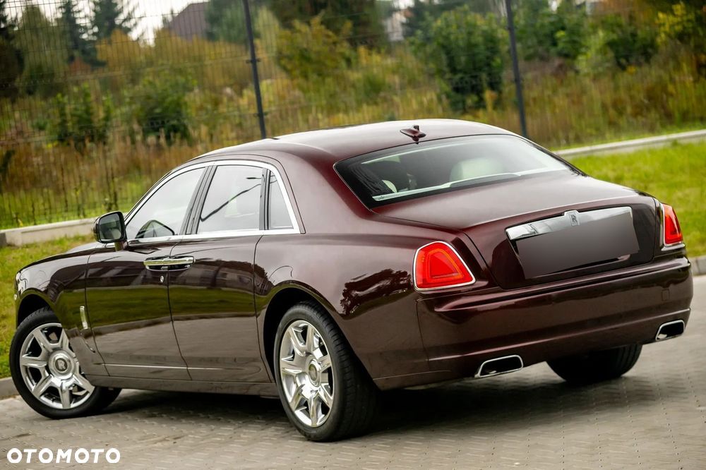 Rolls-Royce Ghost - 6