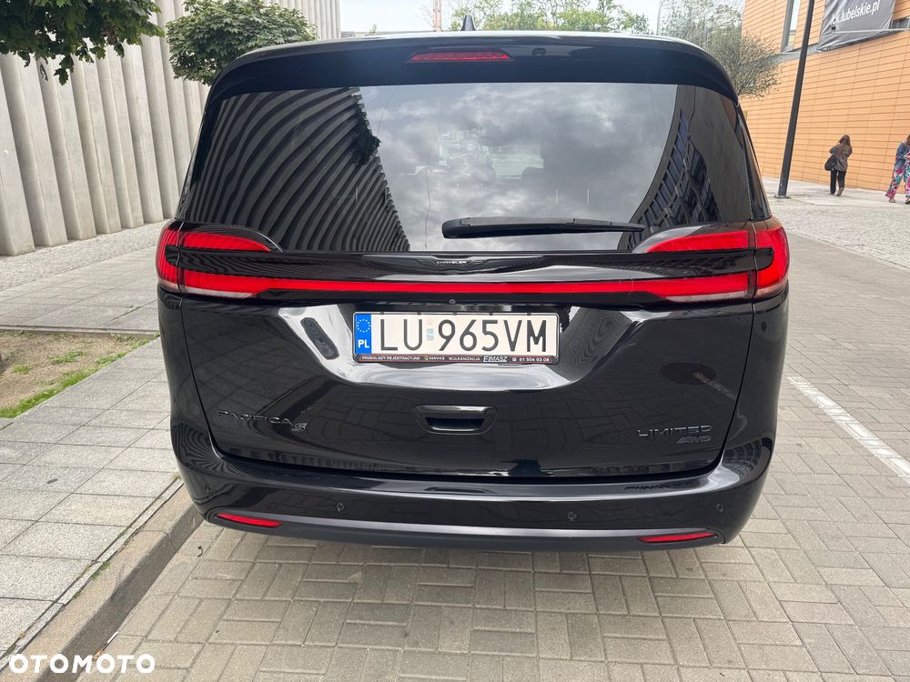 Chrysler Pacifica - 7