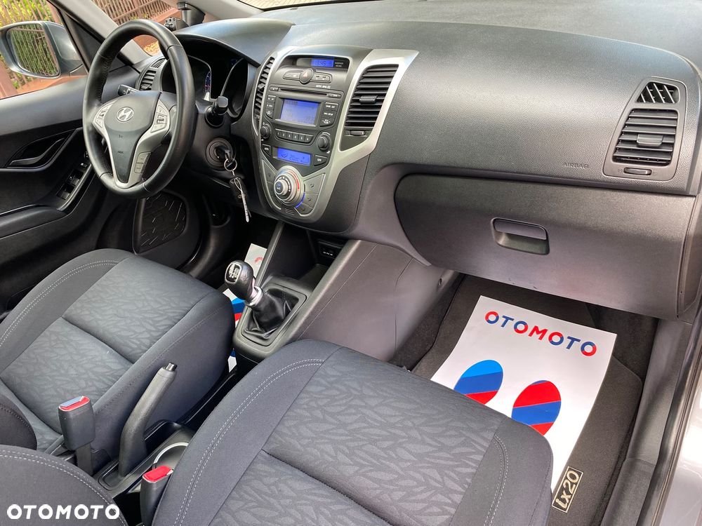Hyundai ix20 1.4 Style blue - 4