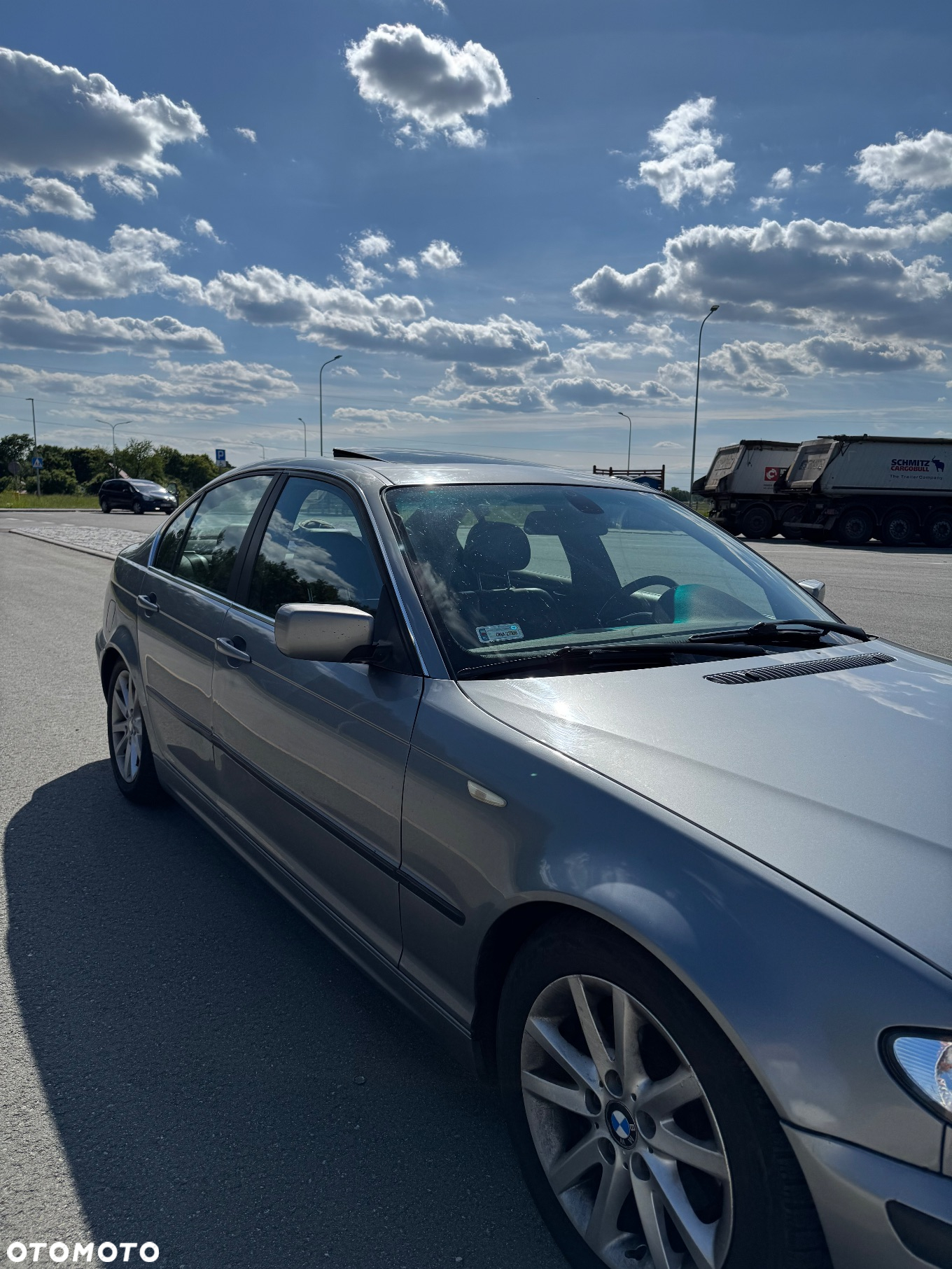 BMW Seria 3 318i - 4