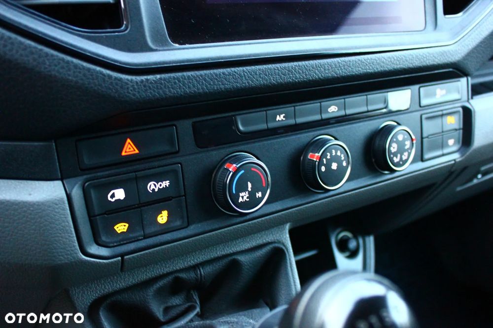 MAN TGE 3.140 2.0 TDI 140KM L3H2 BLASZAK 3 OSOBOWY PERFEKT AUTO VF23% - 24