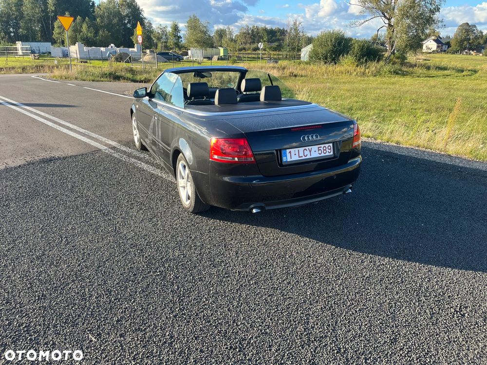 Audi A4 Cabrio 2.0 TDI DPF - 3