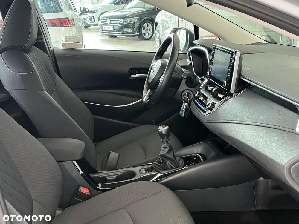Toyota Corolla 1.5 Comfort - 16