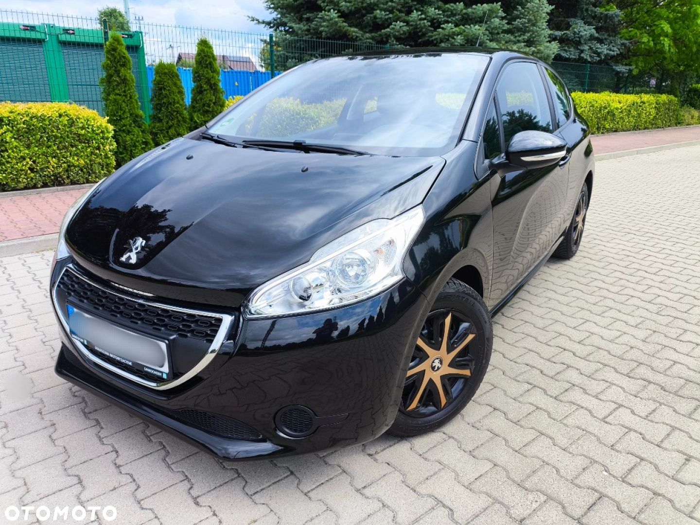 Peugeot 208 1.6 e-HDi Allure STT - 1