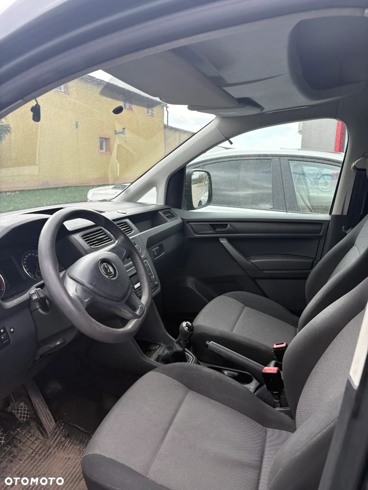 Volkswagen Caddy Maxi - 6