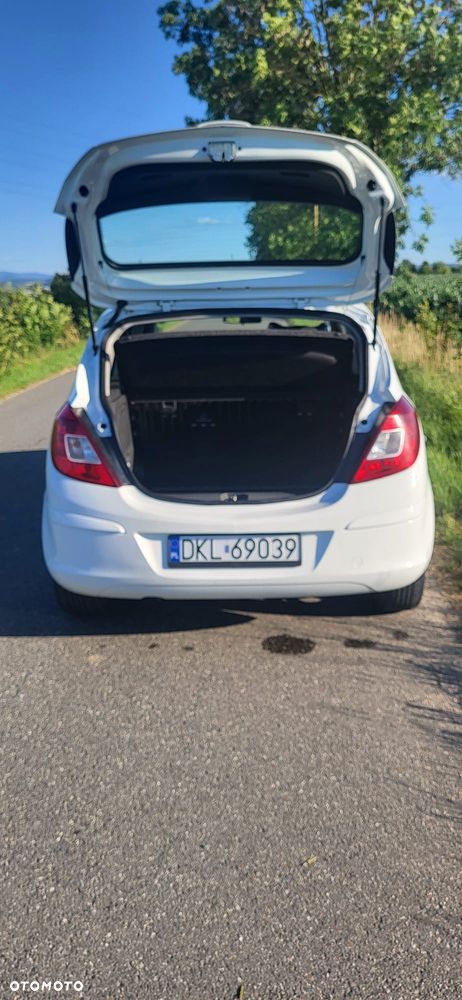 Opel Corsa - 8