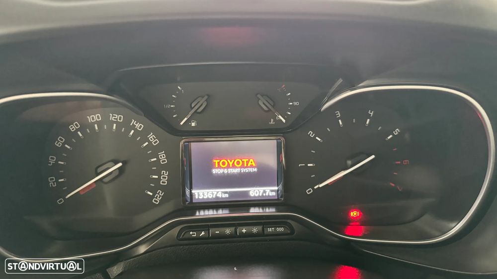 Toyota Proace City Verso 1.5D L2 Luxury 8TA - 12