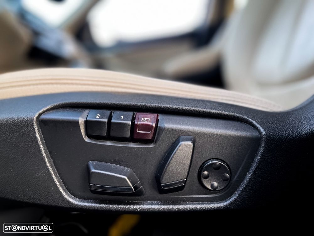 BMW X1 xDrive25e xLine - 13