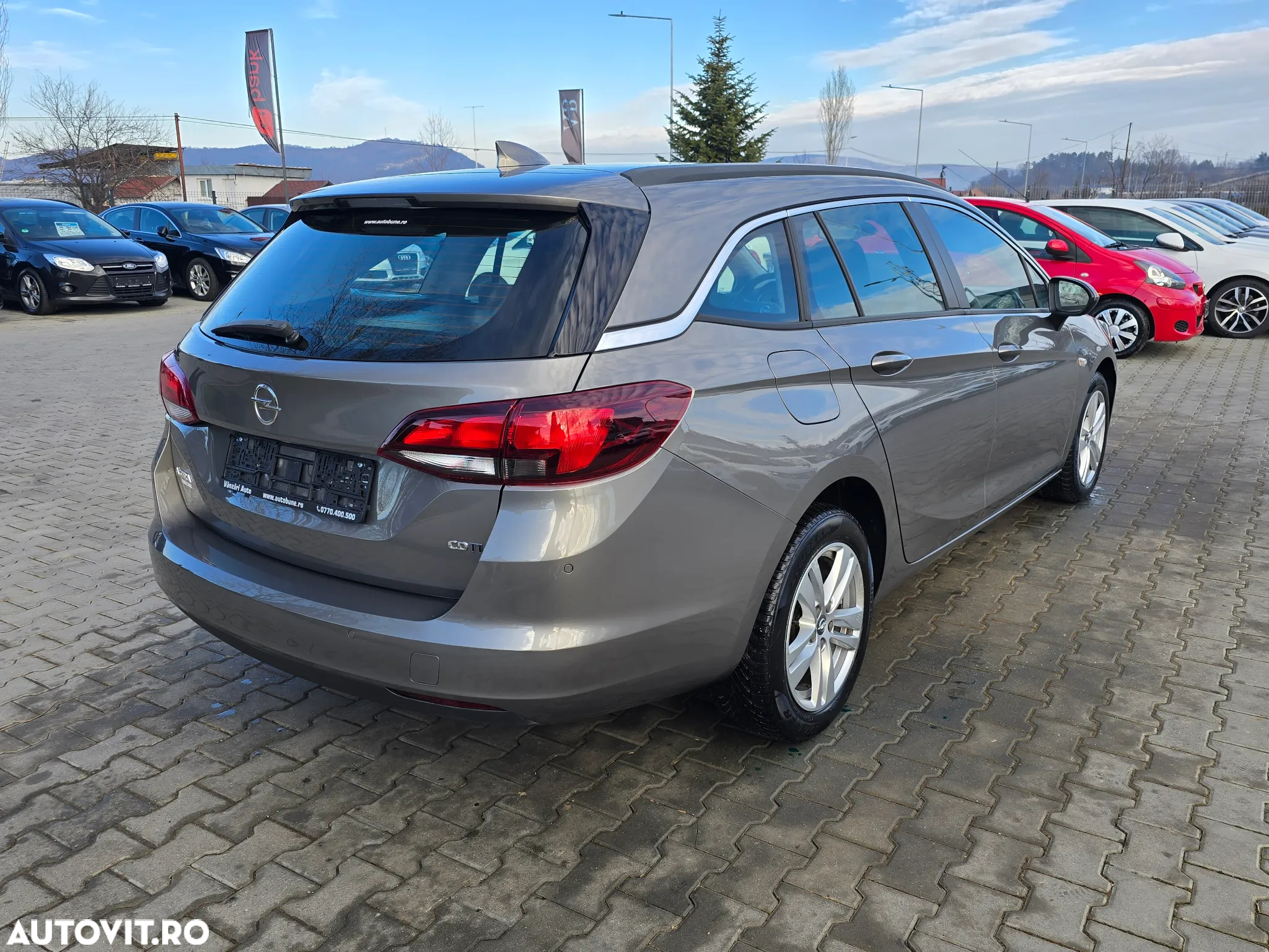 Opel Astra 1.6 CDTI ECOTEC ECOFlex Start/Stop Enjoy - 4