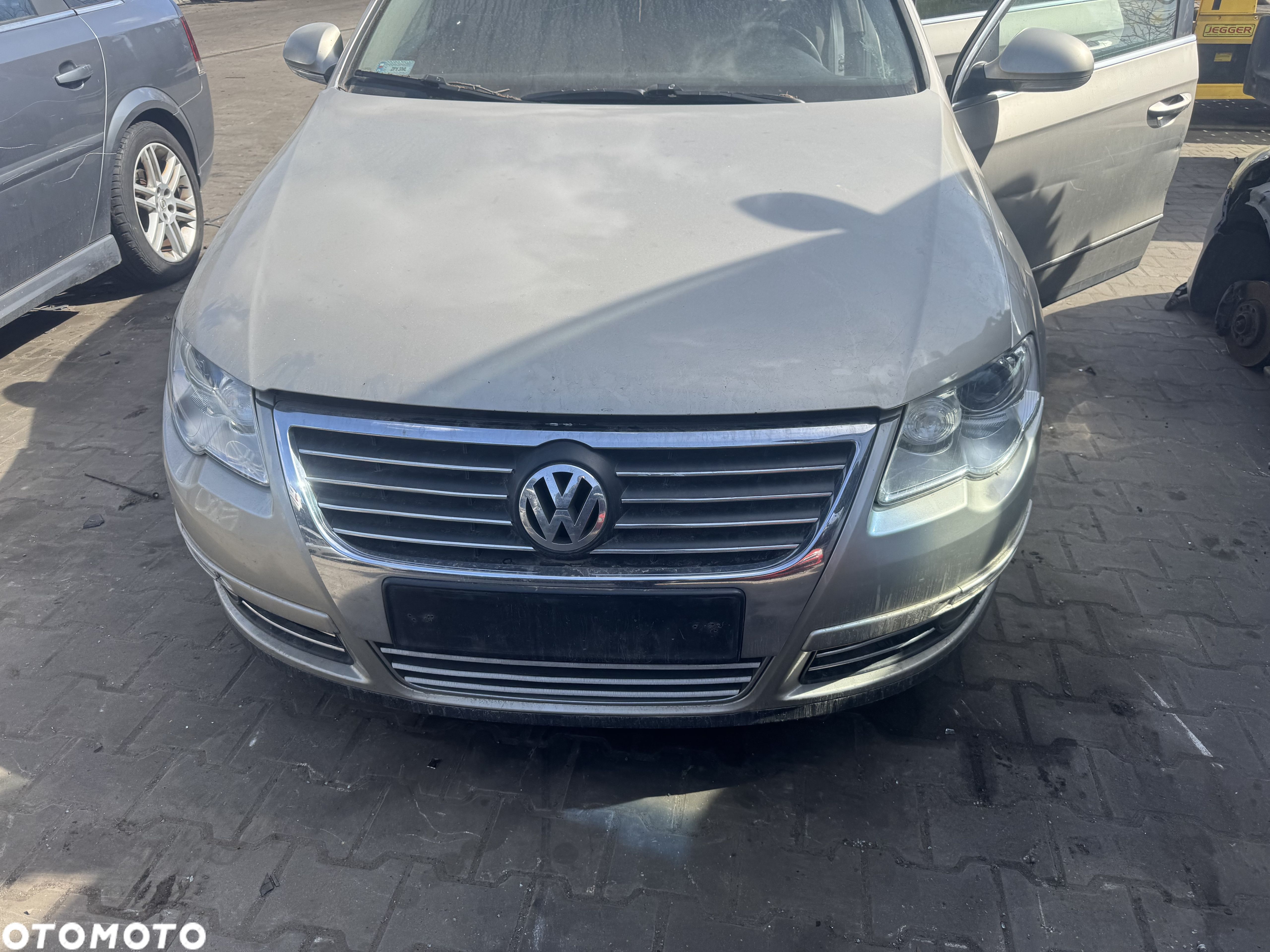 Volkswagen Passat b6 złoty złota maska drzwi pas przedni lampa bi xenon lampy bi xenon błotnik prawy lewy lusterko prawe lewe zderzak przód przedni LD1M LD1W - 1