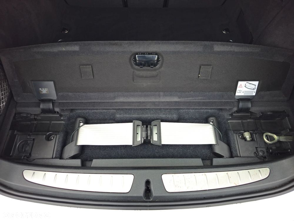 BMW Seria 3 318d Advantage - 16