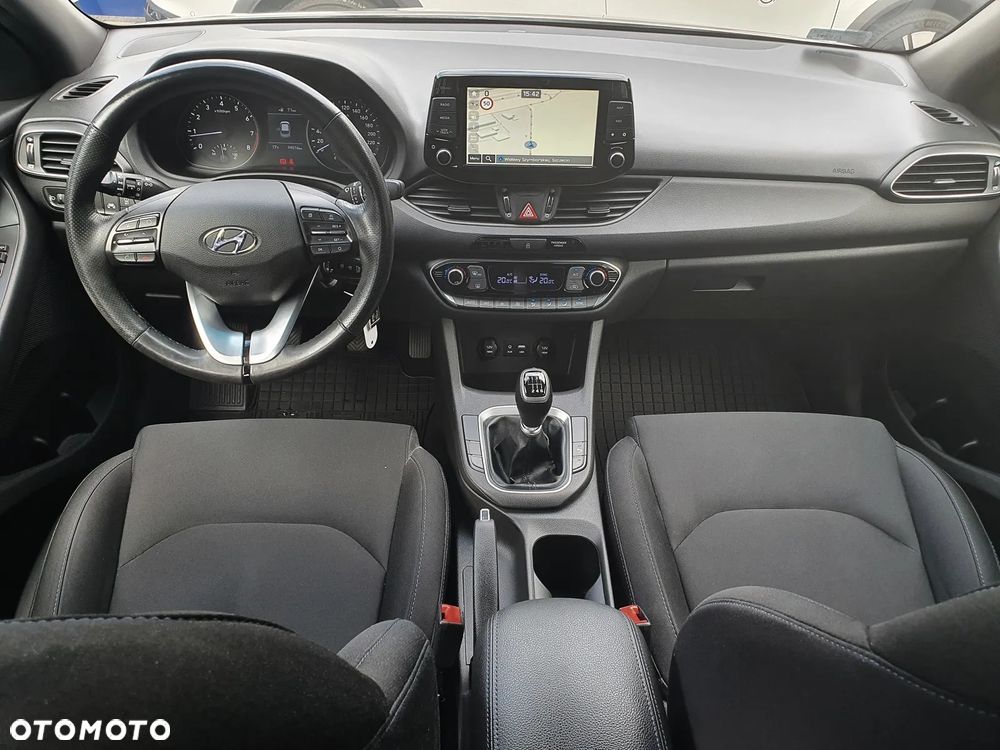 Hyundai i30 1.4 T-GDI GO Plus - 15