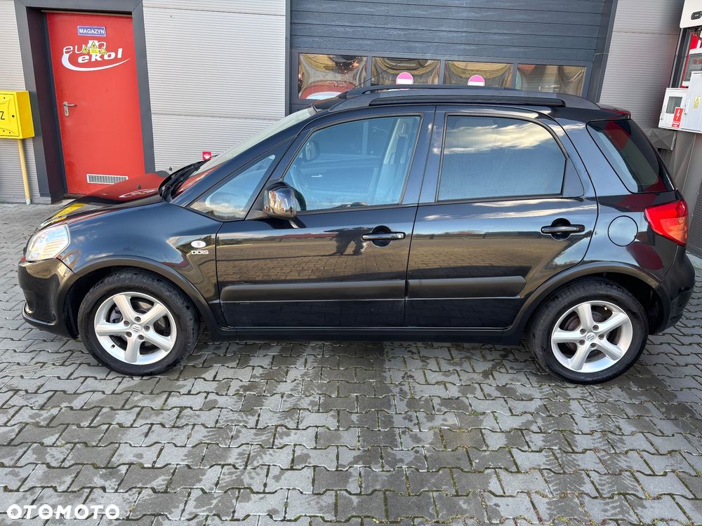 Suzuki SX4 1.9 DDiS DPF 4x2 Comfort - 24