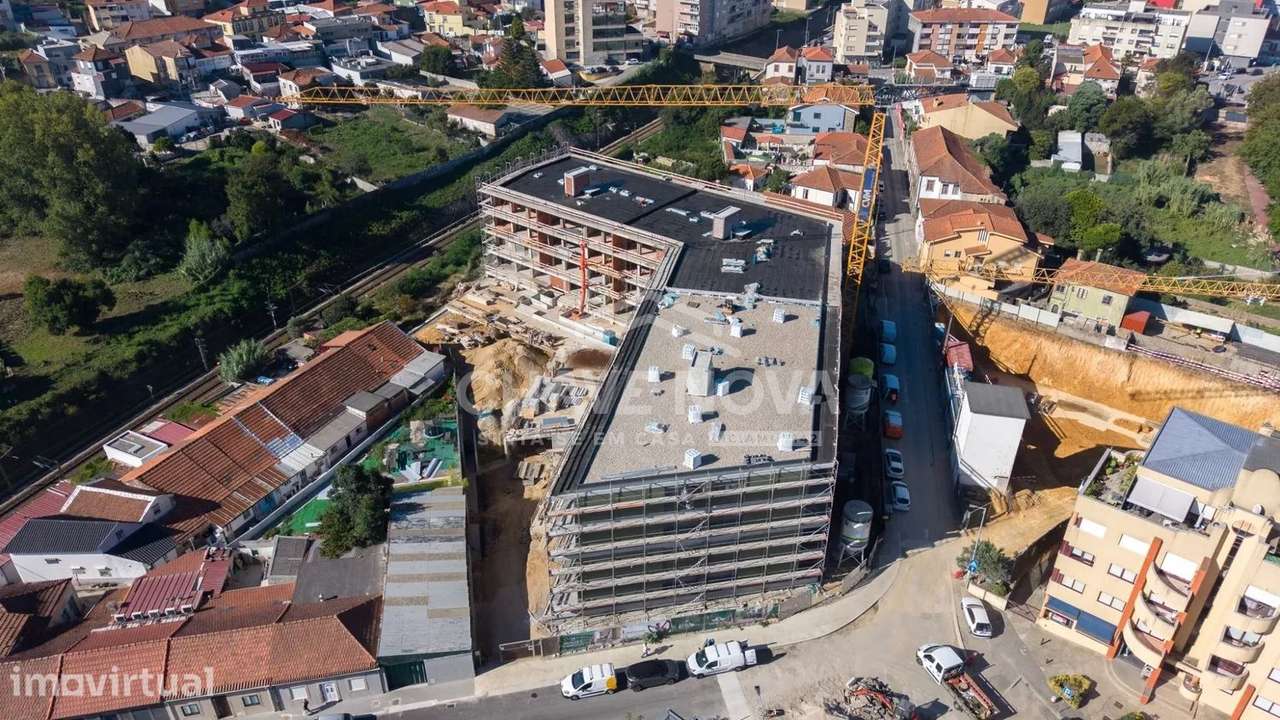 T1 Novo c/ Lugar de Garagem em Santa Marinha (Coimbrões) - Grande imagem: 4/20
